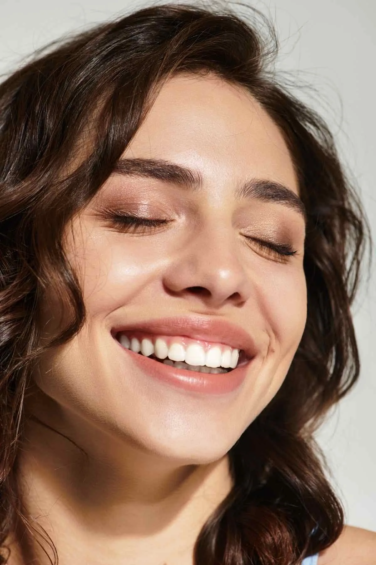 Kosmetische Zahnaufhellung im Beauty-Studio